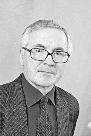 Михаил КУЗЬМИН, директор Новотроицкого политехнического колледжа.
Выручает профессионализм