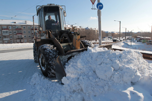 С улиц города вывезли 80 КамАЗов снега