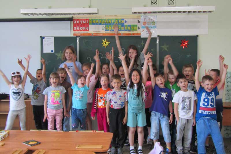 В Новотроицке открылись  школьные лагеря (фото)