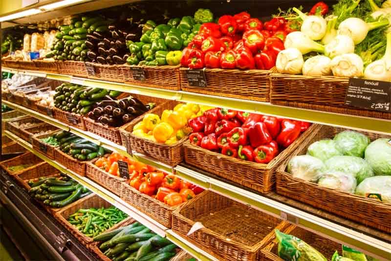 В ходе прямой линии Президента РФ В. Путина спросили о росте цен на продукты первой необходимости, в том числе на овощи российского производства.
