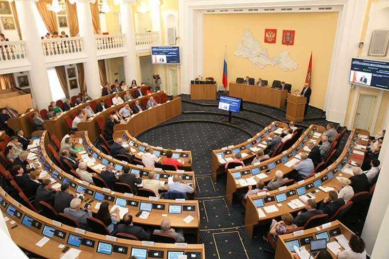 Депутаты приступили к работе над проектом областного бюджета