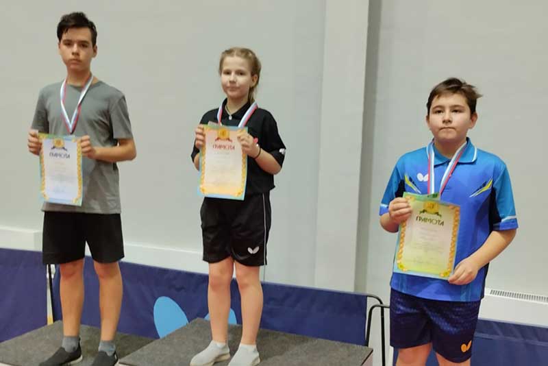 Воспитанники  спортшколы «Юность» Новотроицка выступили на теннисном турнире восточного Оренбуржья