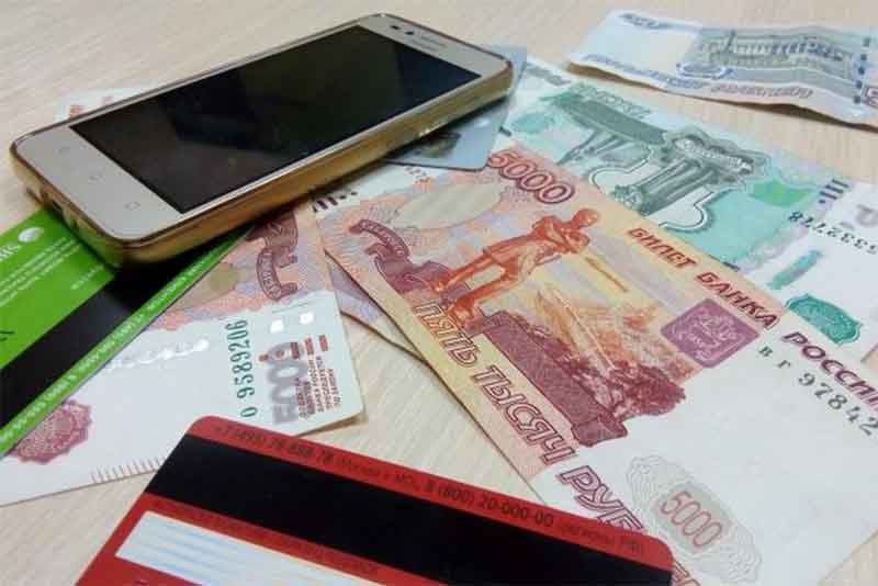 У новотройчанки с банковского счета похитили свыше 74 тысяч рублей
