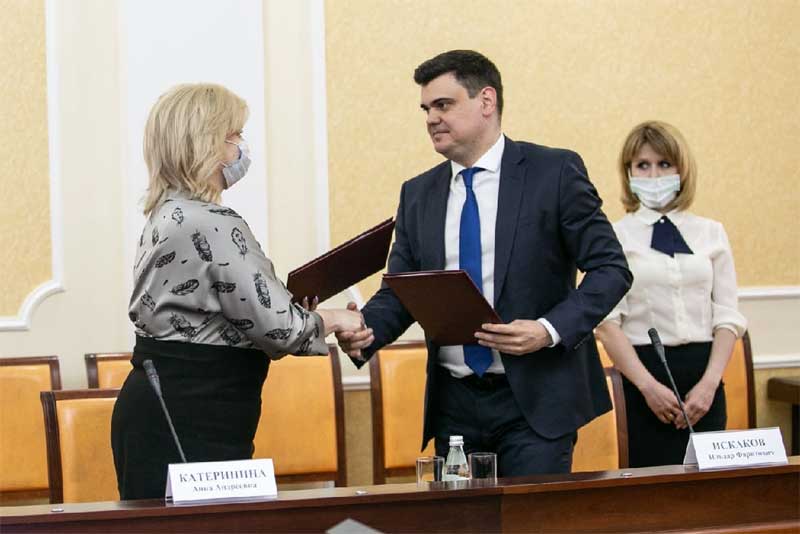 Ильдар Искаков принял участие в торжественном подписании соглашения о партнёрстве в проекте «Профессионалитет»