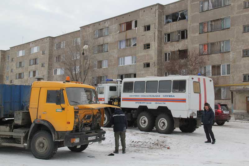 СК: Причиной взрыва в пятиэтажке в Новорудном стал поджог