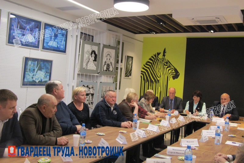 О чем говорили члены  Общественной палаты Новотроицка на очередном заседании