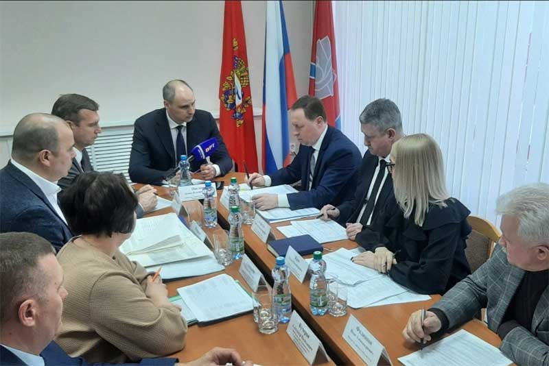 Губернатор области Денис Паслер провел выездное совещание в Новотроицке