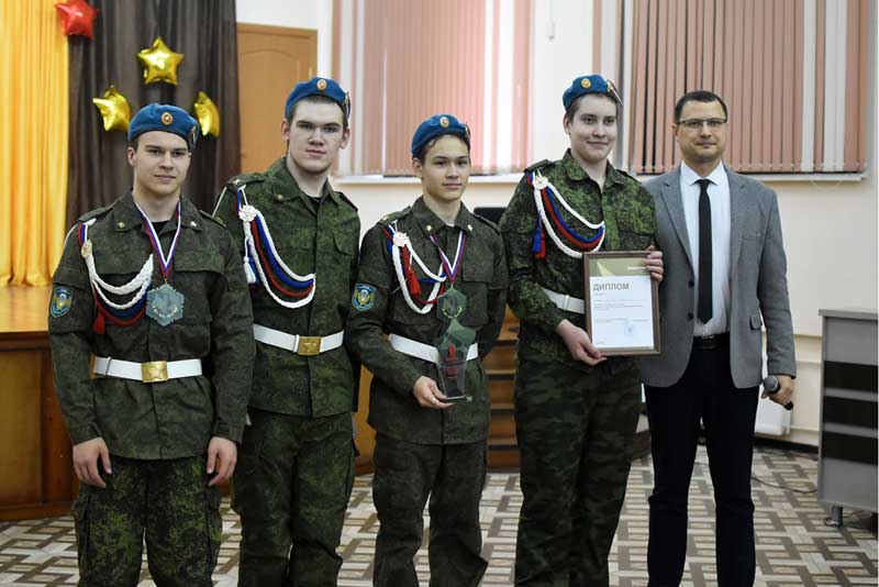 Названы победители городских состязаний допризывной молодежи Новотроицка «А ну-ка, парни»