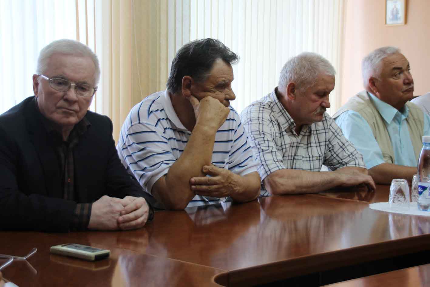 Опыт поколений: в Новотроицке прошло заседание Совета Старейшин