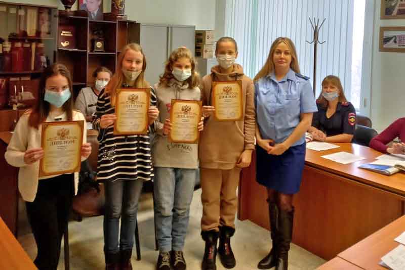 Прокуратура Новотроицка подвела итоги творческих конкурсов среди учащихся