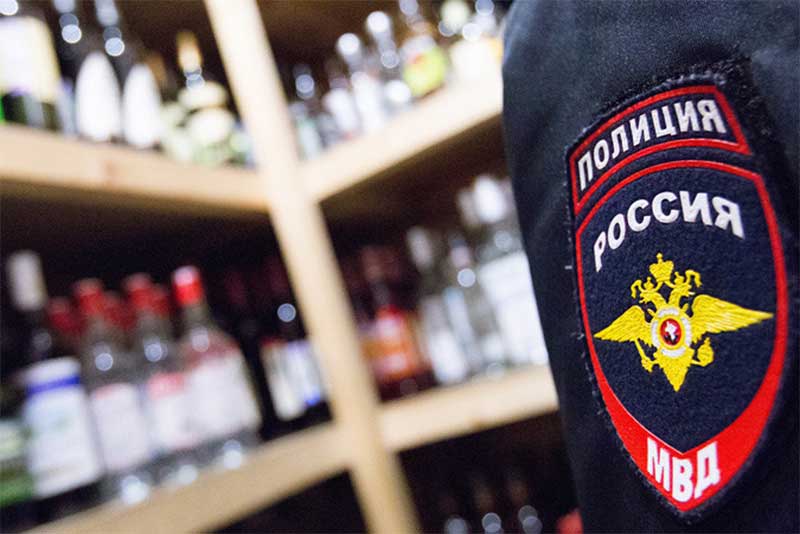 В Оренбургской области всего за пять дней изъяли почти 300 литров нелегального алкоголя