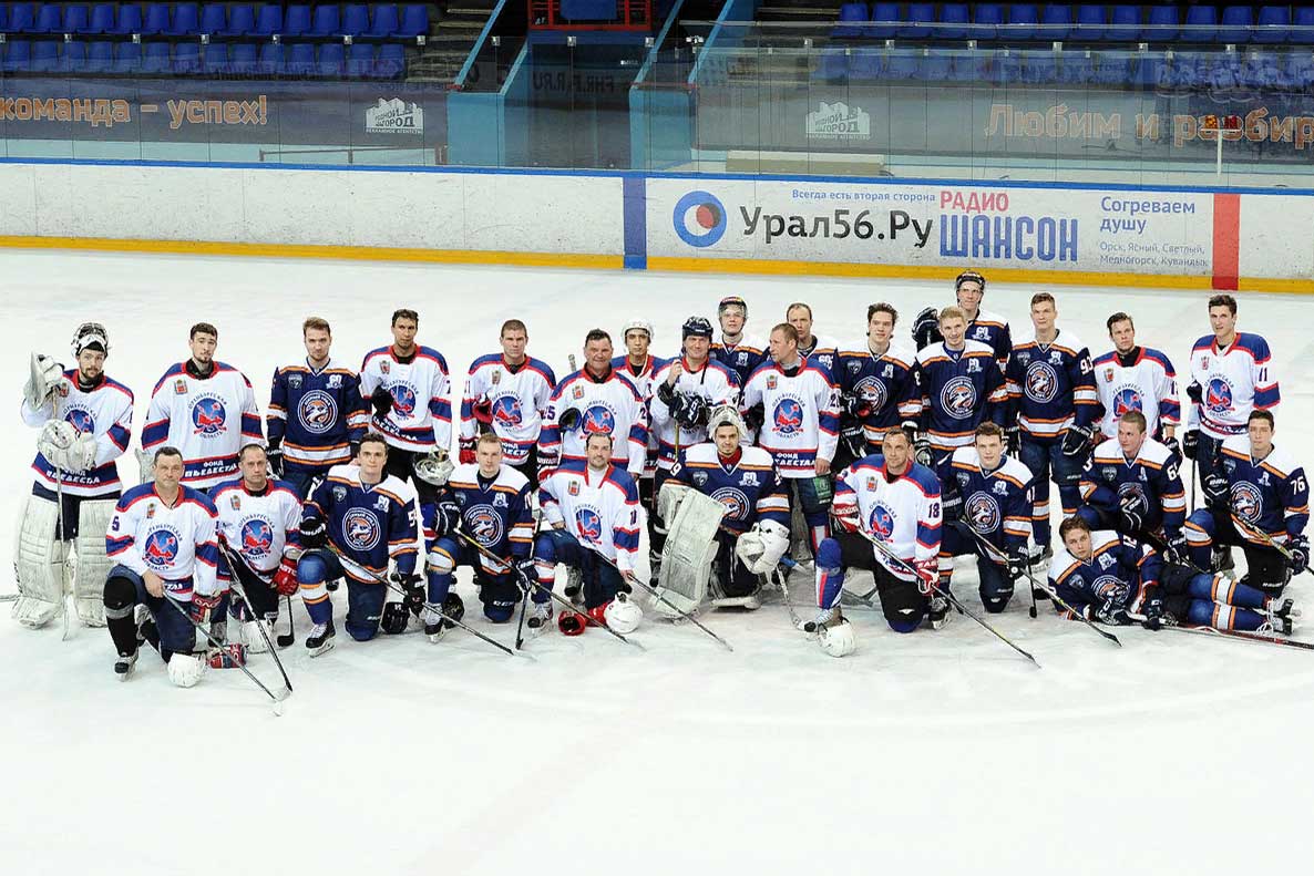 «Южный Урал» закрыл сезон матчей с  «Командой мечты»   