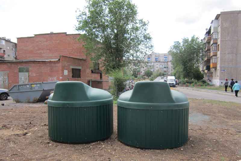В городе появились заглублённые контейнеры для сбора мусора