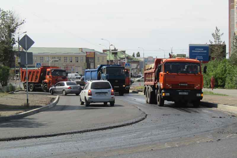Ремонт автодорог в Новотроицке: первые результаты (фото)