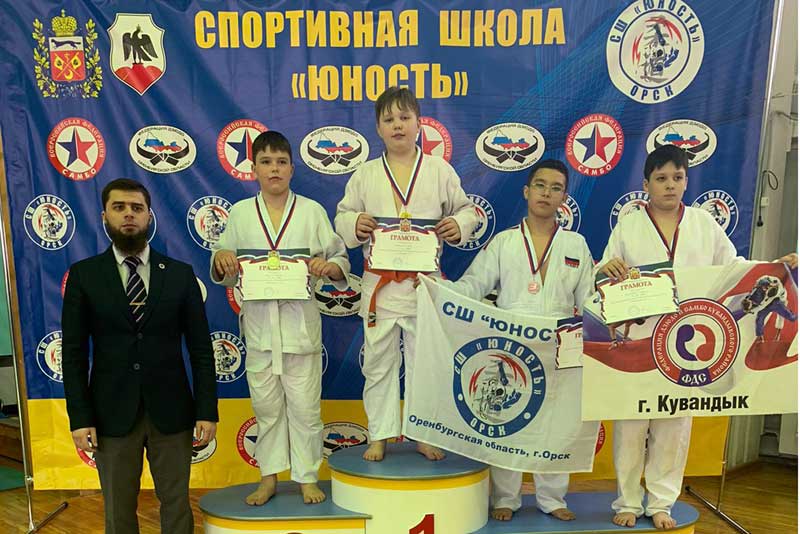 Юные борцы Новотроицка будут представлять Оренбуржье на турнире Приволжского федерального округа