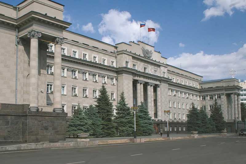 Денис Паслер предложил сократить состав правительства Оренбургской области