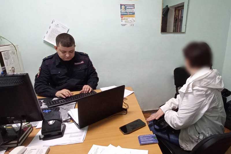 Мошенники обманули жительницу Новотроицка, искавшую работу в сети Интернет 