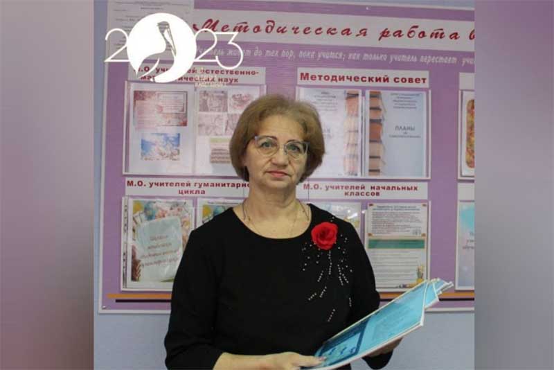 Елена Ковцун из Новотроицкой школы-интерната воспитывает отличников и медалистов