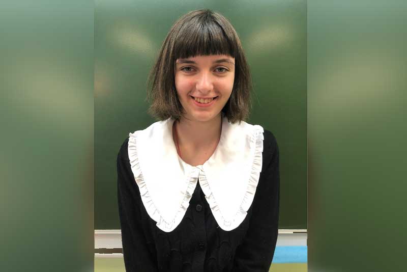Ученица школы №17 Алиса Соколинская  – призёр олимпиады по обществознанию 