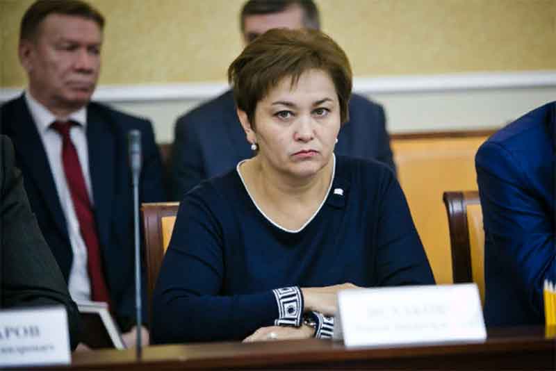 Наиля Исхакова разъяснила оренбуржцам механизм выплат пособий по безработице
