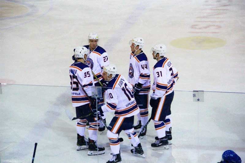 Хоккейный матч между «Южным Уралом» и «Бураном» перенесли в Орск на 31 января