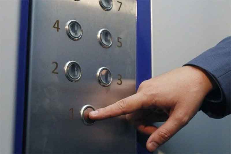 В Новотроицке заменят лифты в 33 многоквартирных домах