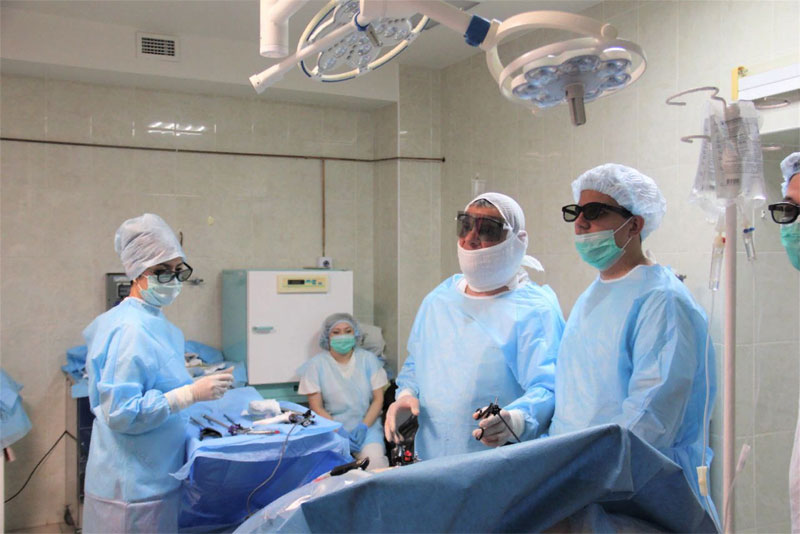 Оренбургские врачи провели новотройчанке сложную операцию и сохранили почку
