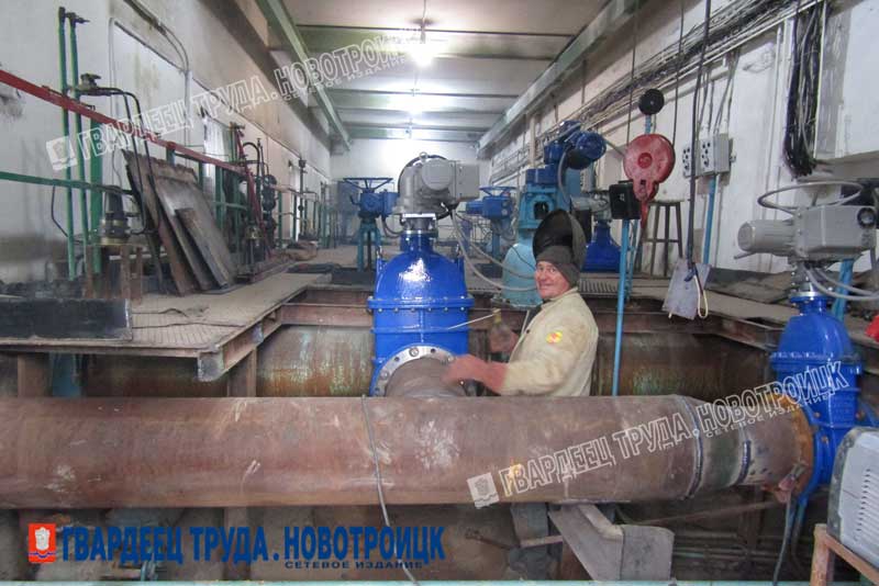 Работы по замене водовода на улице Советской – на финишной прямой