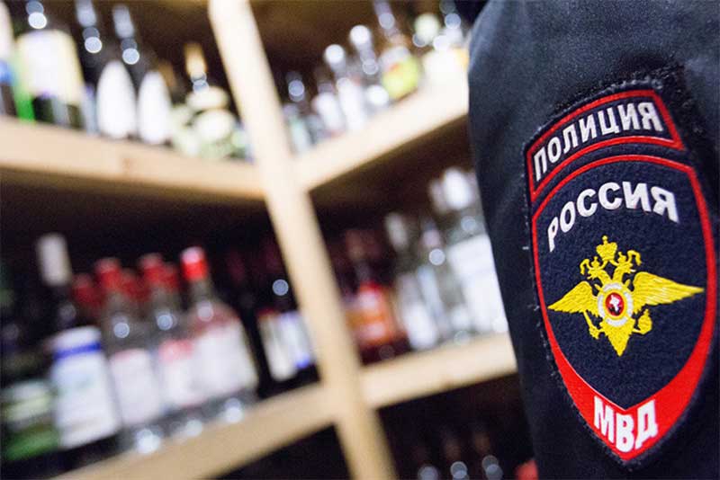 За неделю в Оренбургской области изъяли 945 литров нелегального алкоголя