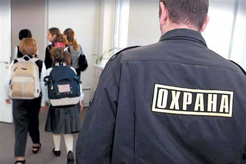 Губернатор поручил усилить меры безопасности в оренбургских школах