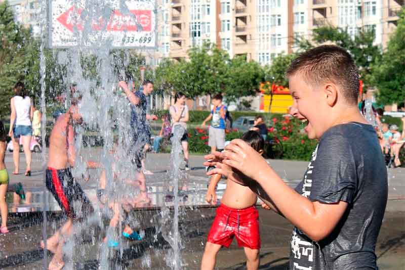 В Оренбургской области ожидается гроза и жара +33 градуса 16 июля
