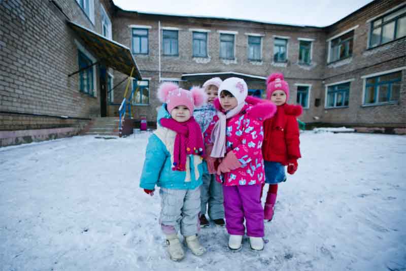 С 1 января 2022 года пособия и выплаты на детей в России выросли