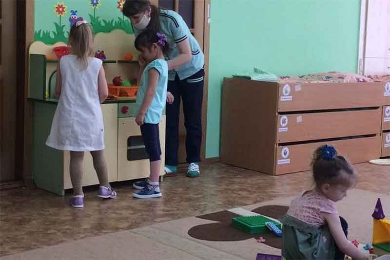 В детских садах Оренбуржья работают 205 дежурных групп 