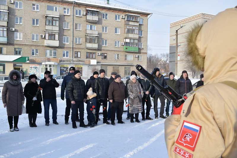 Сегодня в Новотроицке почтили память Героя России Константина Ситкина