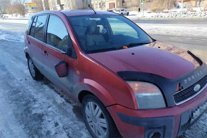 В Новотроицке иномарка сбила женщину на пешеходном переходе