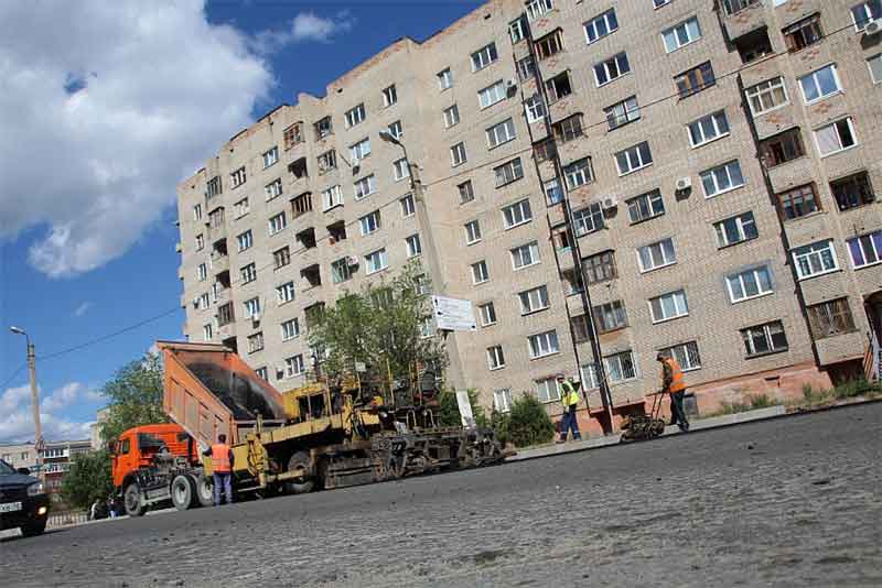 Ремонты городских дорог Новотроицка, которые проходят в рамках нацпроекта, в самом разгаре (фото)