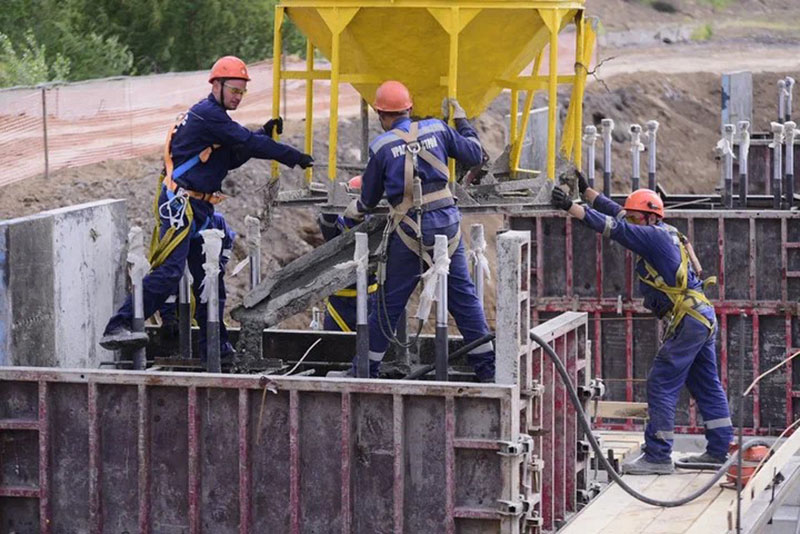 На Уральской Стали начали строительство трубопрокатного производства