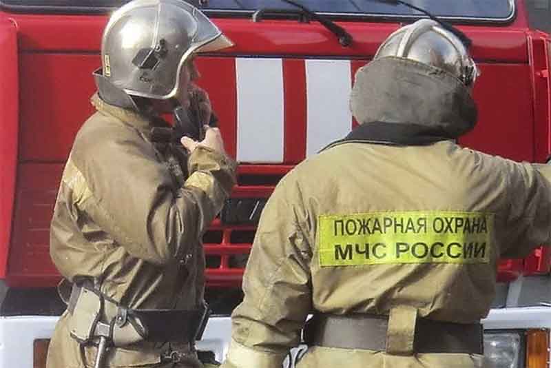 Огнеборцы успели спасти человека на пожаре в Новотроицке
