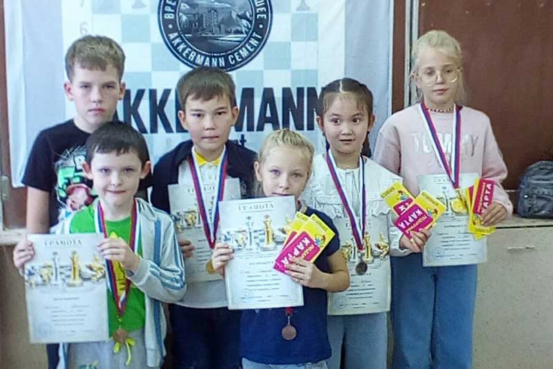 В Новотроицке состоялся турнир по быстрым шахматам