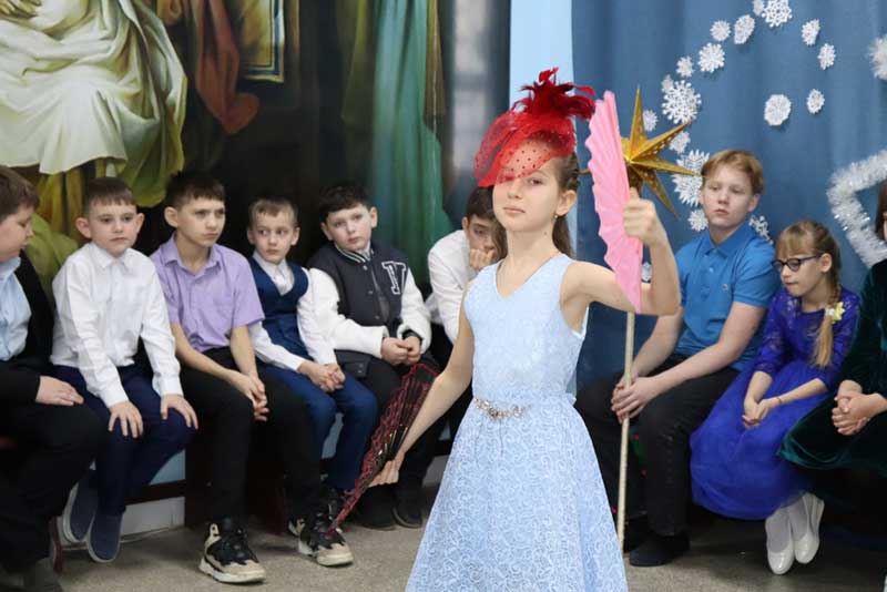 В воскресной школе Петропавловского собора прошел традиционный утренник