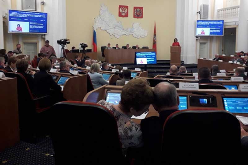 Законодательное Собрание утвердило бюджет Оренбургской области на 2019 год