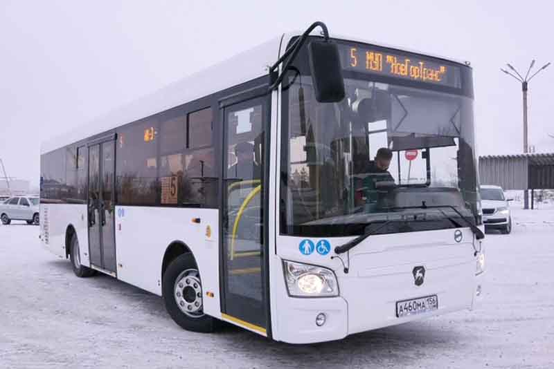 Три новых автобуса готовятся выйти на городские маршруты 