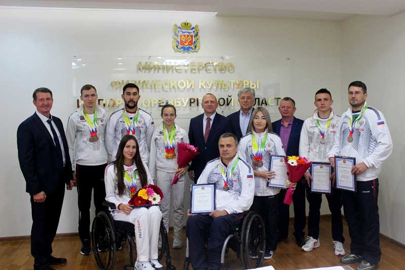  Оренбургских спортсменов, в числе которых и Юлия Молчанова,  поздравили с победами на Летних играх паралимпийцев