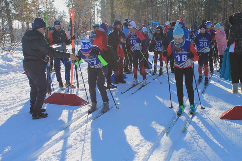 Новотроицкие лыжники заняли призовые места на I этапе Кубка области по лыжным гонкам