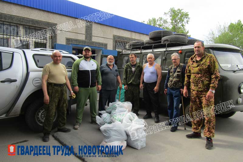 В Новотроицке состоялась погрузка гуманитарного груза на Донбасс