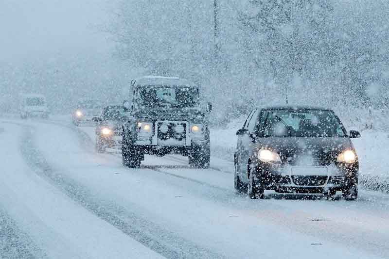МЧС предупреждает оренбуржцев о гололеде, метели, снежных заносах и сильном ветре