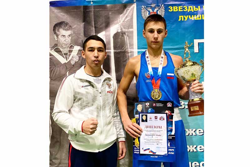 Новотроицкий боксер Матвей Саймагометов занял первое место во всероссийском турнире