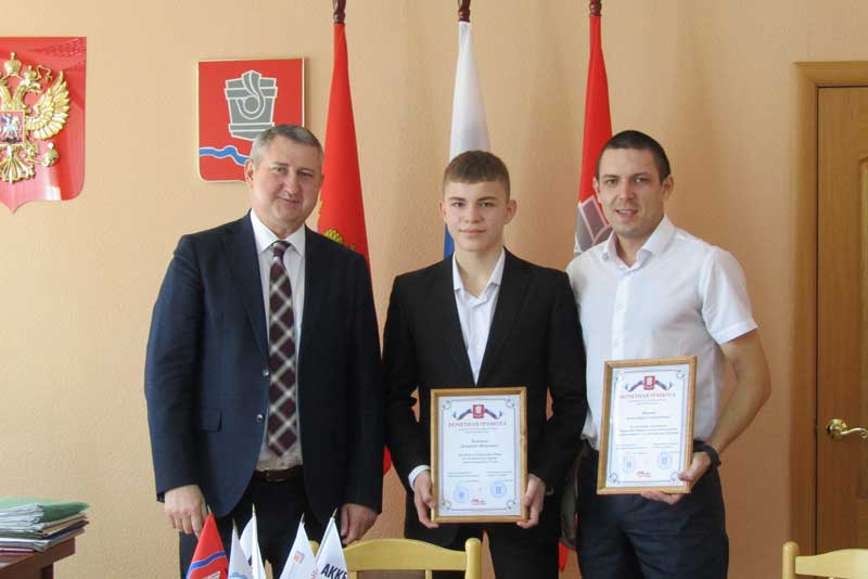 Дмитрий Буфетов поздравил Дмитрия Воронина с успешным выступлением на соревнованиях мирового масштаба
