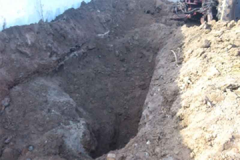 Житель Новотроицка погиб в траншее трубопровода