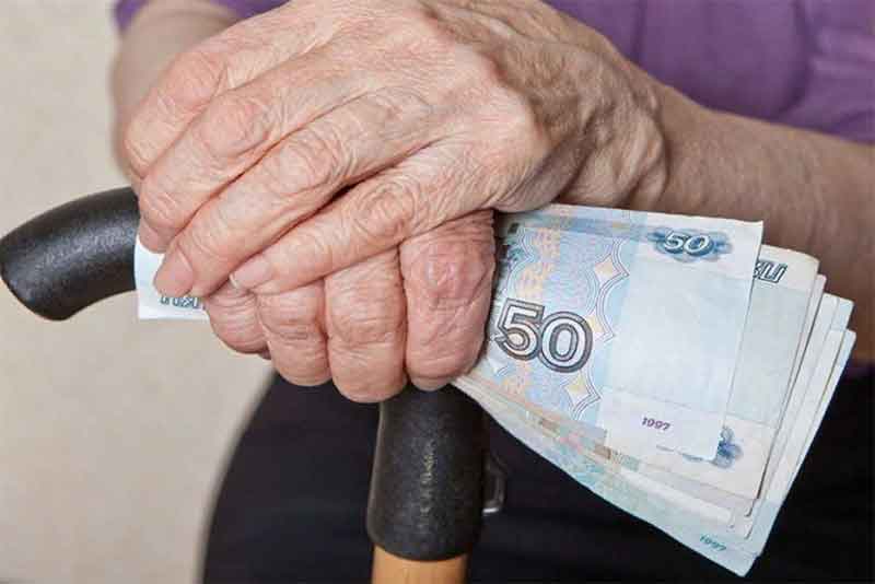 598 тысяч оренбургских пенсионеров получат президентские выплаты в 10 000 рублей